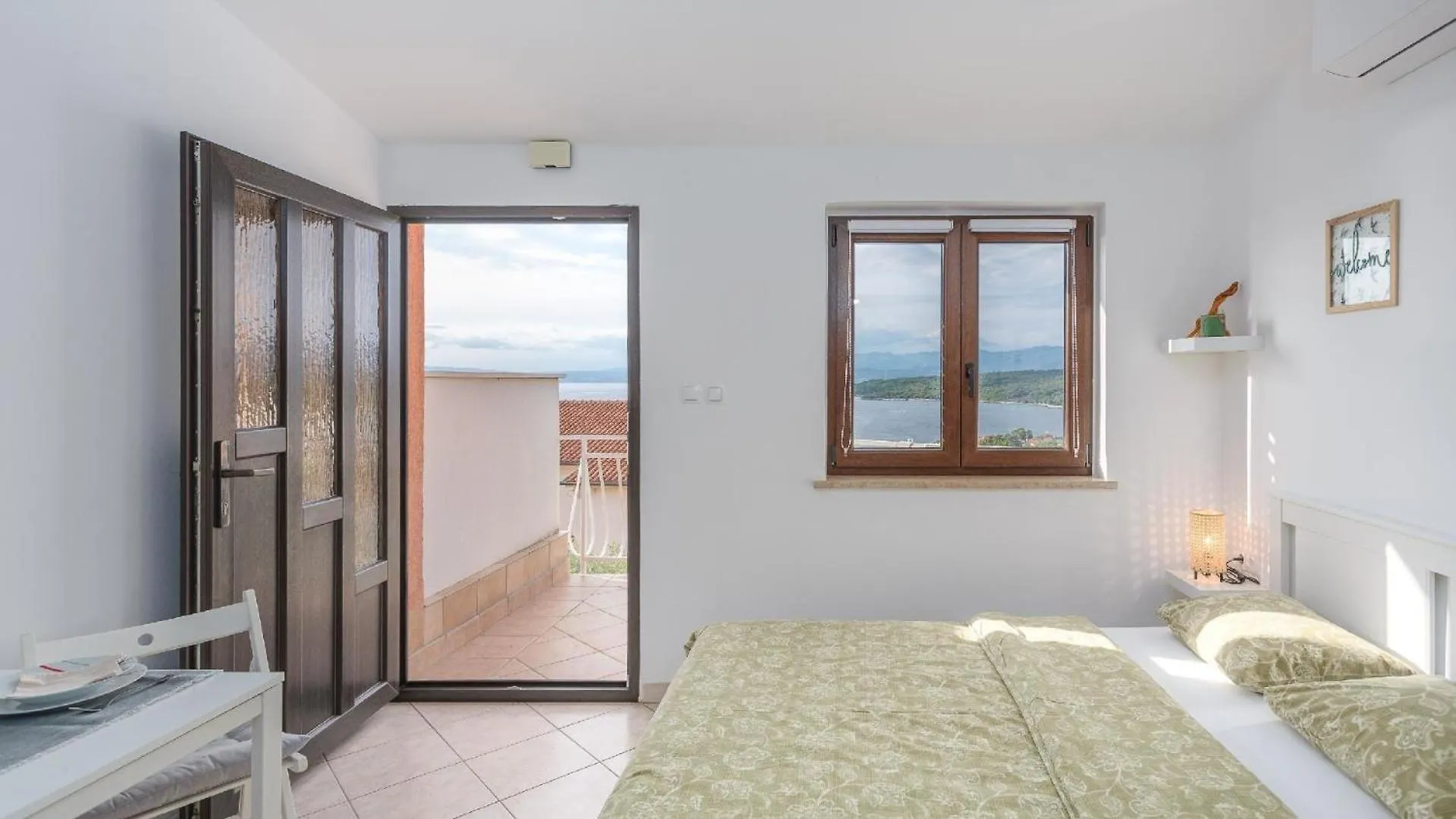 Apartment Studio Fuer 2 Personen Ca 26 Qm In Njivice, Kvarner Bucht Krk