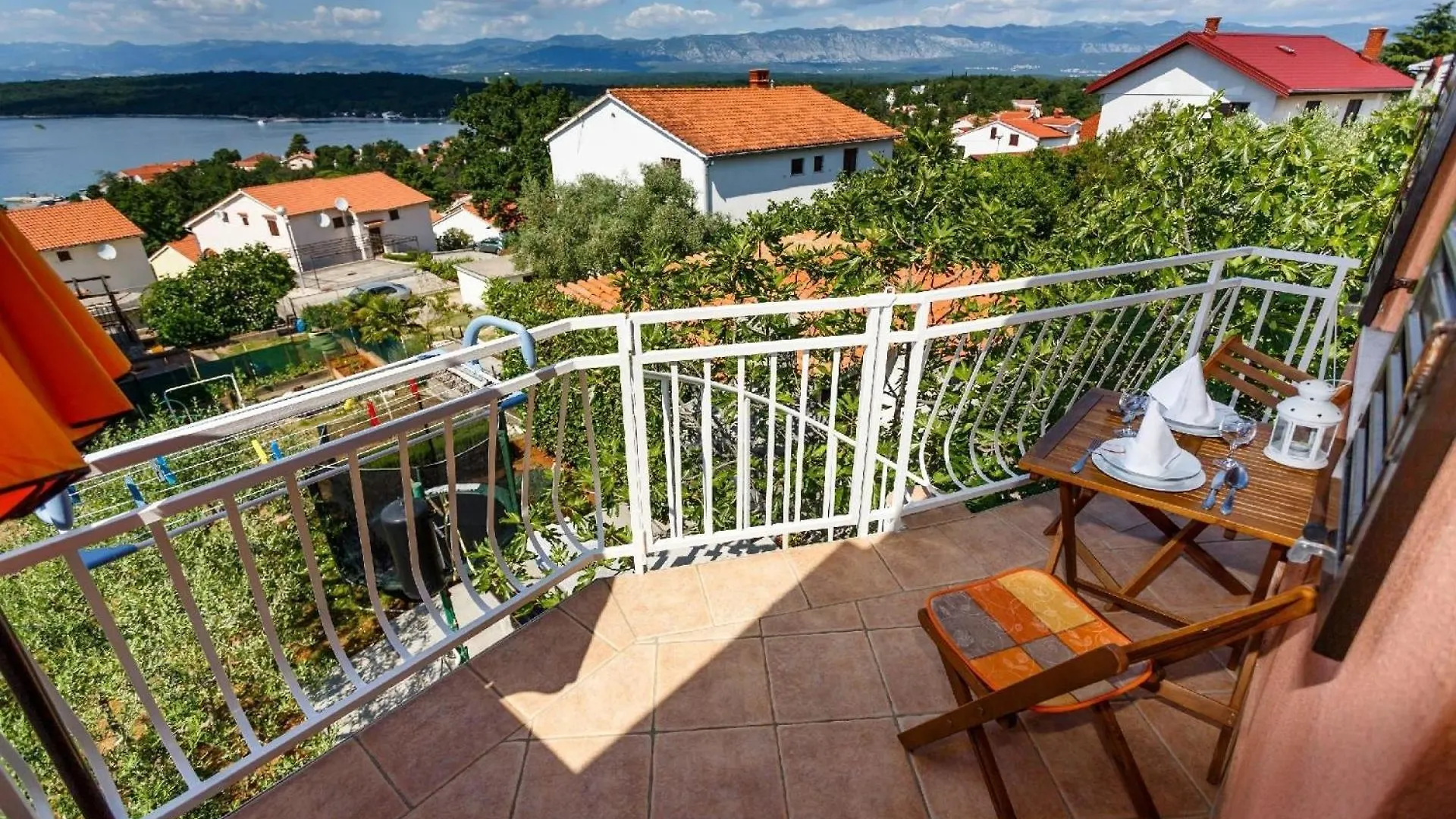 Studio Fuer 2 Personen Ca 26 Qm In Njivice, Kvarner Bucht Krk Njivice