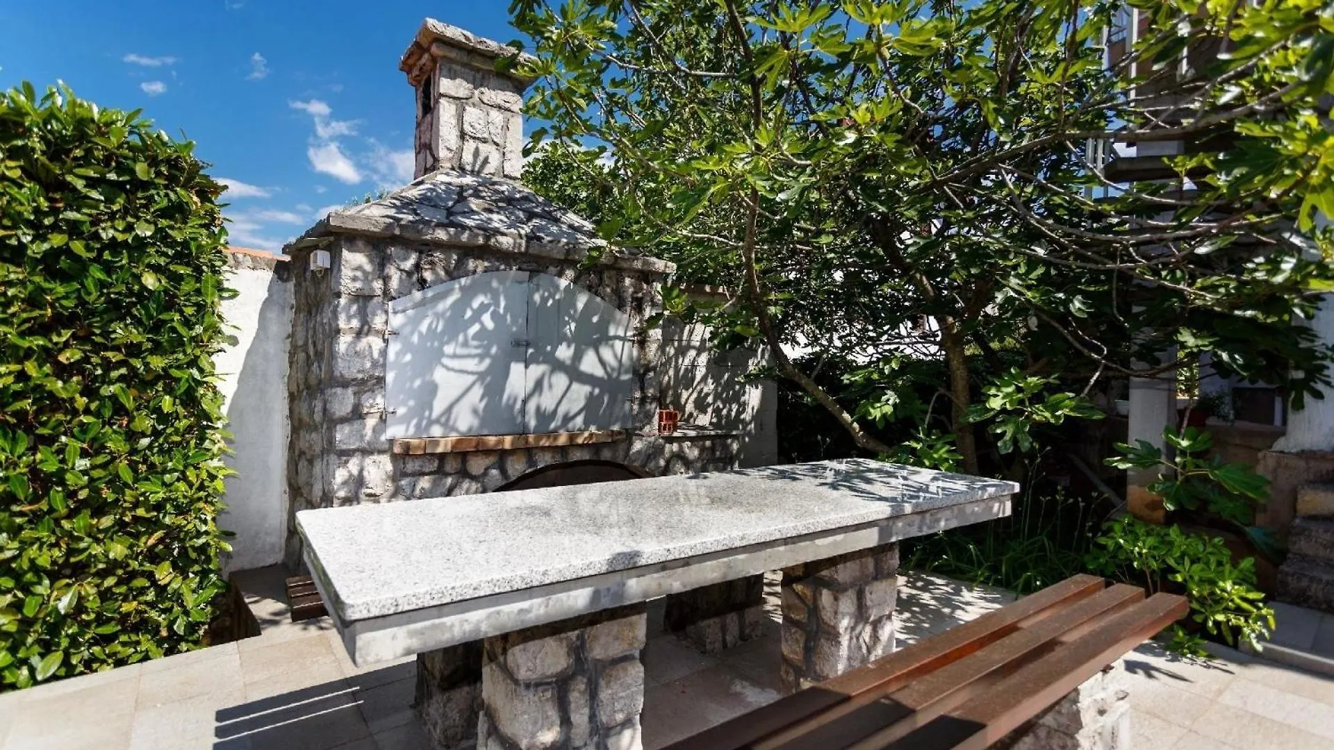 Studio Fuer 2 Personen Ca 26 Qm In Njivice, Kvarner Bucht Krk Apartment
